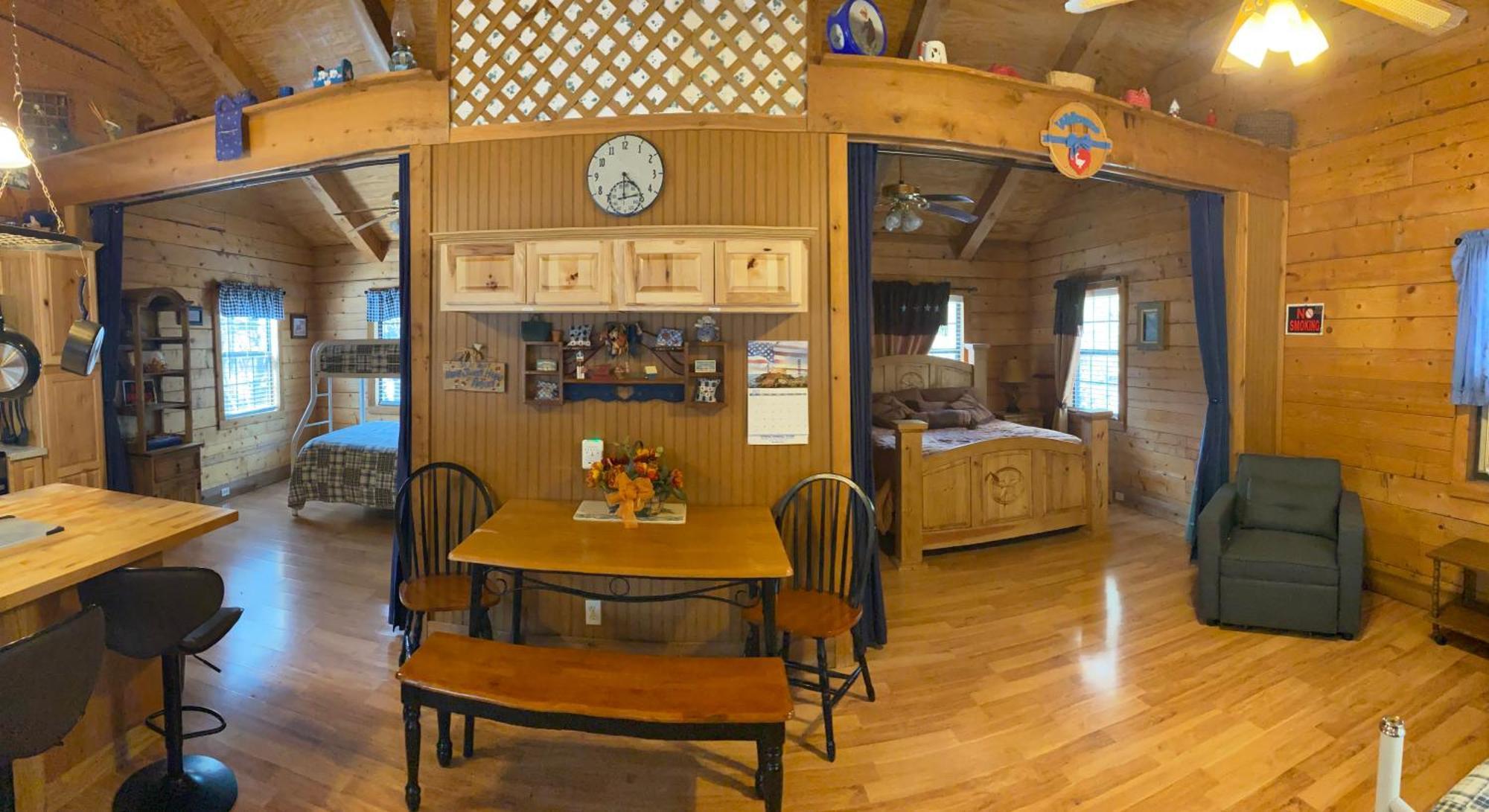A Peace Of Heaven Cabins And Rv Vanderpool Kültér fotó